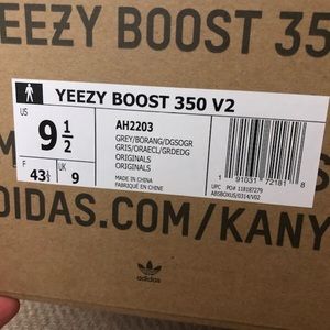 Yeezy boost 350 v2